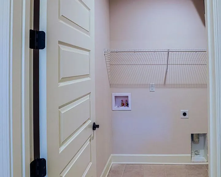 5032 Ozment Dr — Photo 14