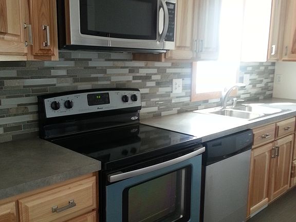 Beautiful custom hickory kitchen