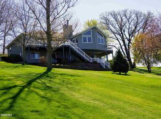 27-53 Ridgeview Dr, Lanark, IL 61046