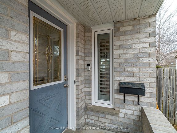 3rd image of 31 Rodgers Rd