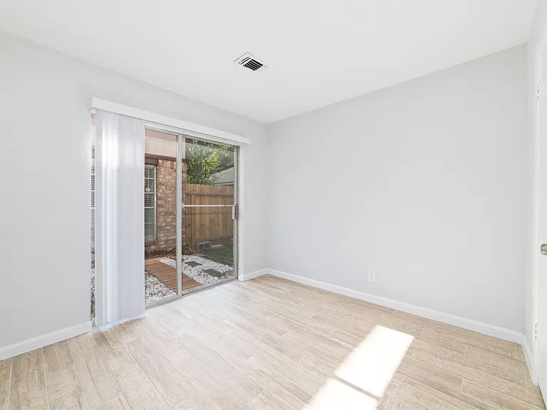 10522 Northview Dr — Photo 25