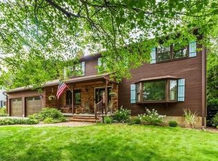 56 Chestnut Hill Rd, South Hadley, MA 01075