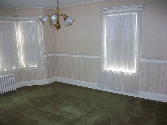 Hardwoods beneath carpet!