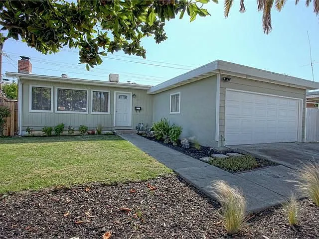 10200 Meadow Ln photo 1