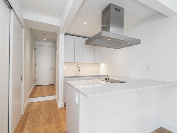 321 E 22nd St APT 5B
