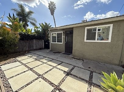 1st image of 4448-52 Estrella Ave #4450-1/2