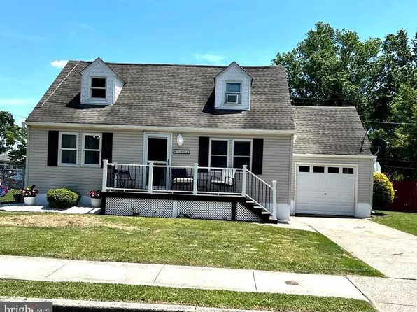 2904 Penn Valley Ave, Bristol, PA 19007