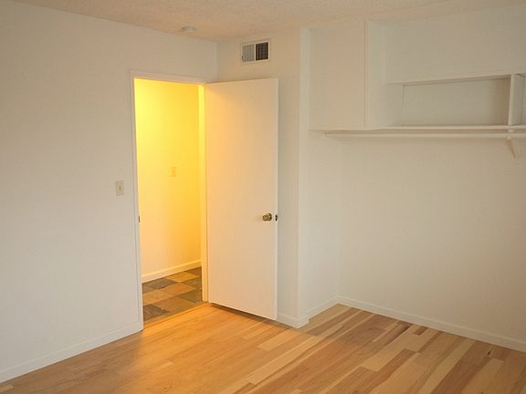 5th image of 5025 Woodminster Ln APT 104