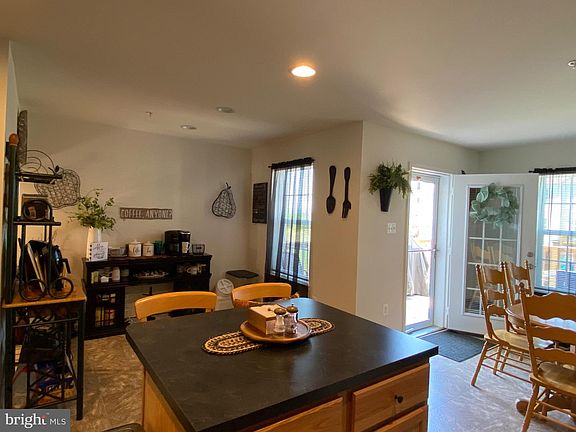 4th image of 3551 Cedarbrook Ct