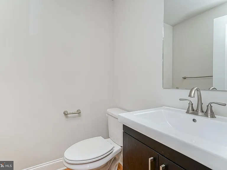 2332 Ellsworth St — Photo 10