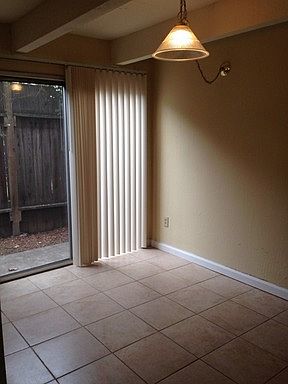 5th image of 2326 V St APT 6