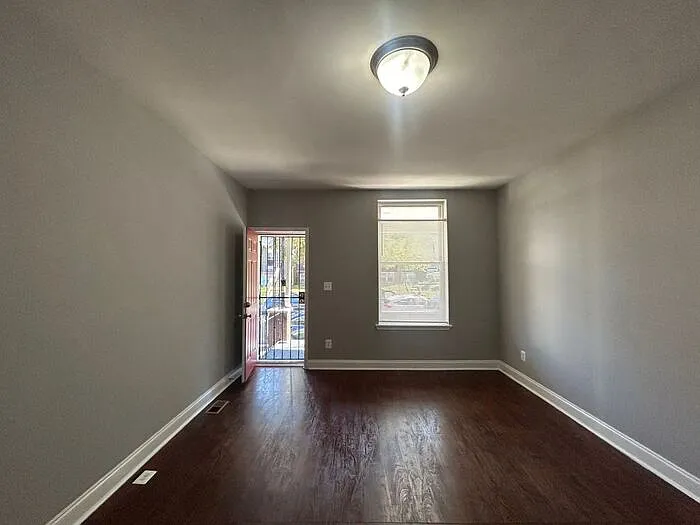 2800 Winchester St — Photo 11