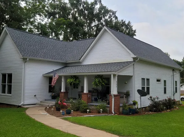 327 2nd St SW, Wedowee, AL 36278
