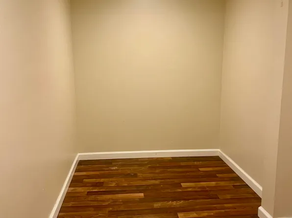 92 Leonard Street image 13 of 17