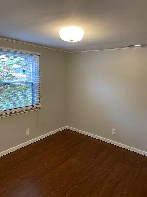 208 N Levasseur Ave — Photo 4