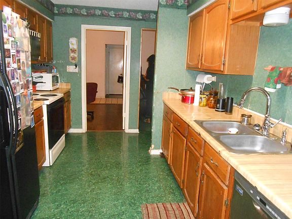 4th image of 2811 Ashington Dr