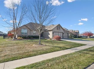 1100 SW Conch Way, Blue Springs, MO 64064