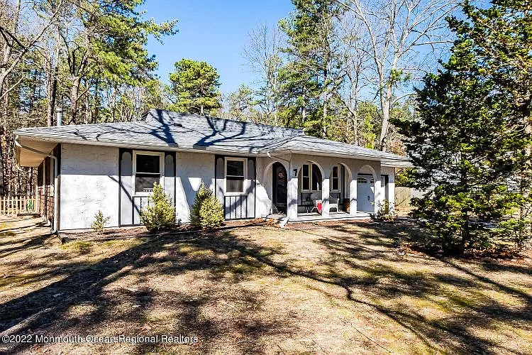 7 Sydor Ave photo 1