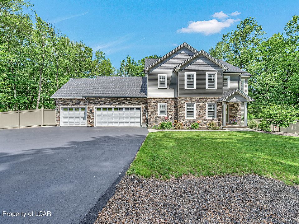 1st image of 330 Deer Run Dr