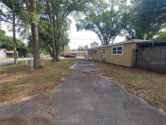 2nd image of 2401 Avenue A NW