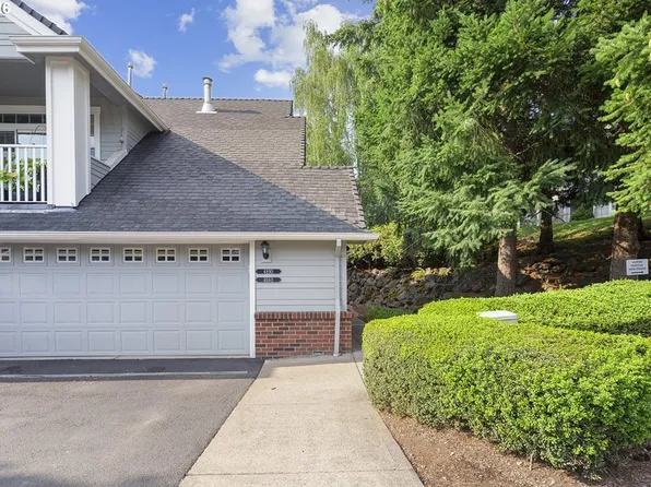 4890 Summerlinn Way, West Linn, OR 97068