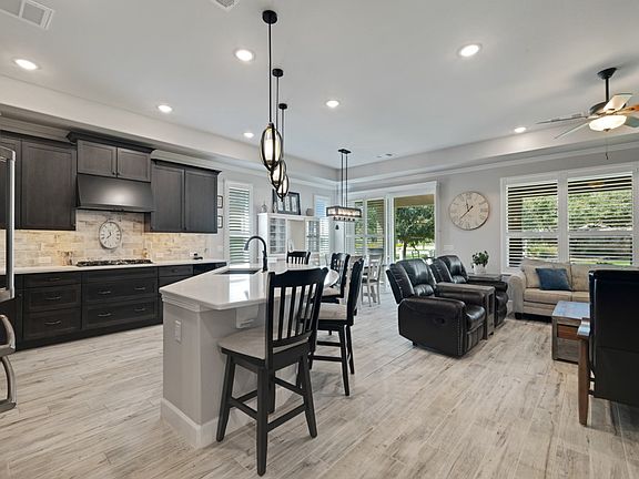 4th image of 9812 Stonefield Way