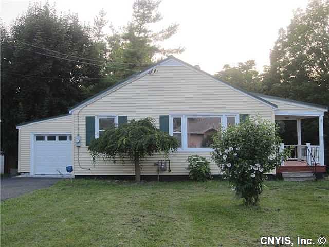 1st image of 930 E Brighton Ave