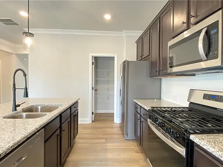 4591 Silver Oak Dr SW — Photo 11