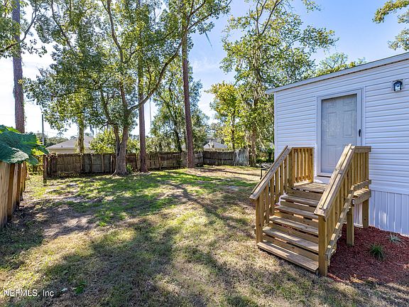 4th image of 8534 OSTEEN Street