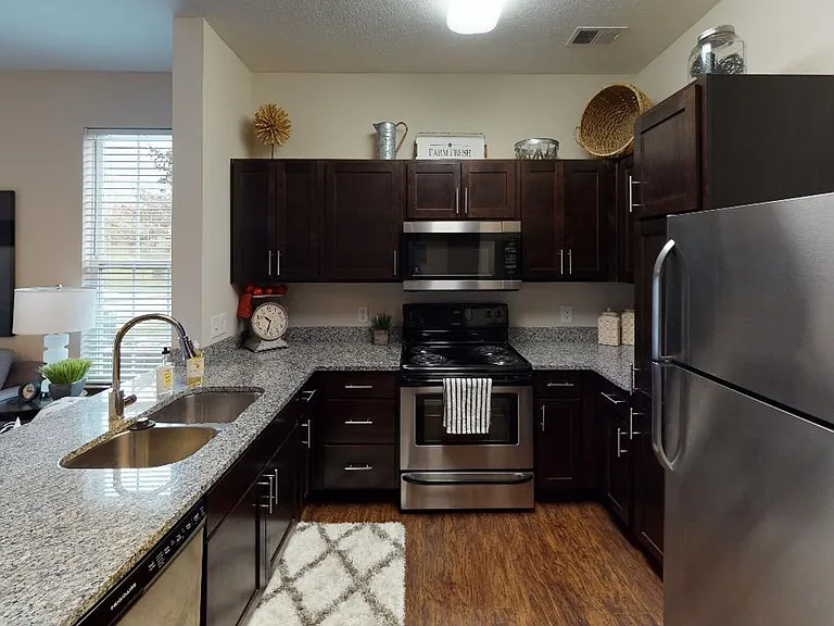 Overture Flats | Specials Available — Photo 31