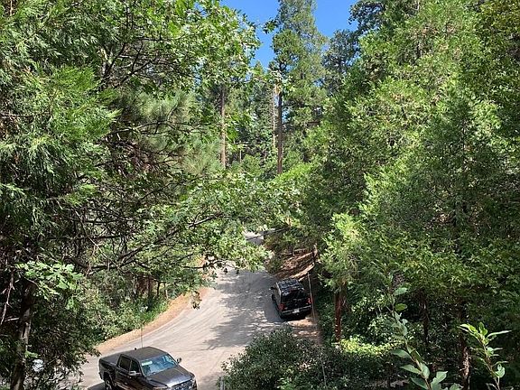 5th image of 23769 Wildwood Ln
