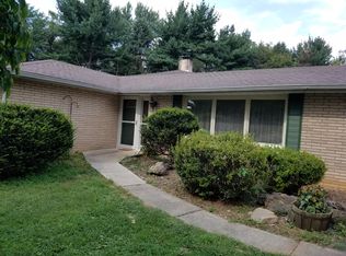 3521 Drift Ct, Bethlehem, PA 18020