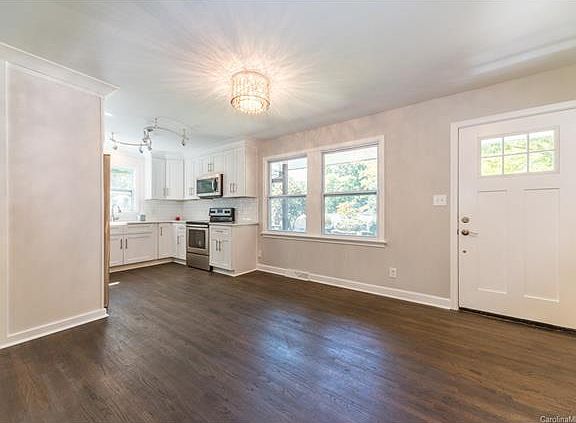 5th image of 4029 Abbeydale Dr