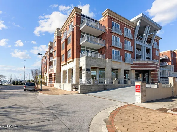 432 Sky Sail Boulevard, New Bern, NC 28560