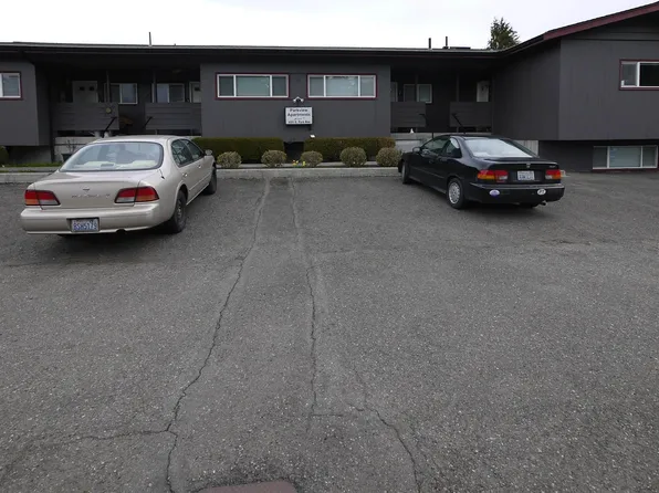 435 E Park Ave, Port Angeles, WA 98362