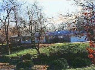 7347 Salisbury Rd, Maumee, OH 43537