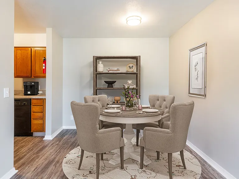 Lynn Park Apartments Welcome to historic Excelsior Springs! — Photo 7