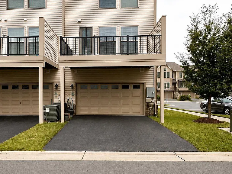 23451 Epperson Sq — Photo 42