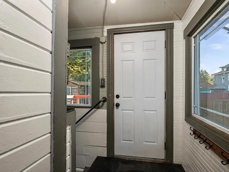6059 NE Willow St — Photo 24