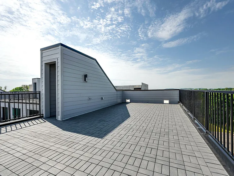 660 Hamilton Ave — Photo 34