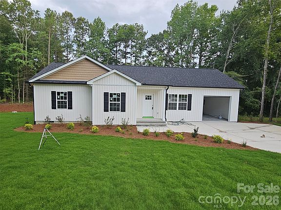 2nd image of 2566 Heather Ln