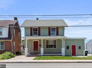 41 Center St, Hanover, PA 17331