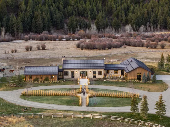 708 East Fork Rd, Hailey, ID 83333