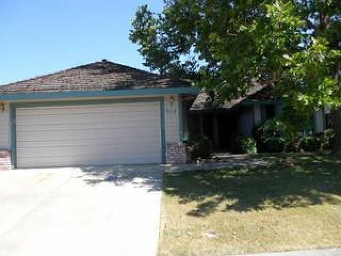1st image of 5110 Laguna Park Dr