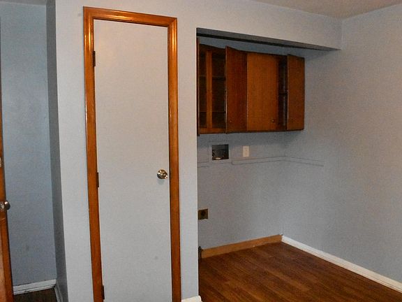 5th image of 610 5th Ave