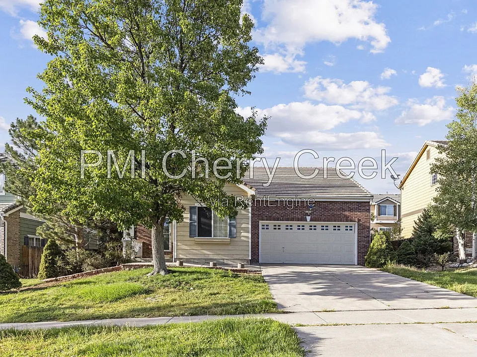 18647 E Vassar Dr