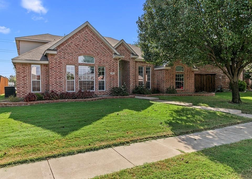 1st image of 7352 Seawood Dr