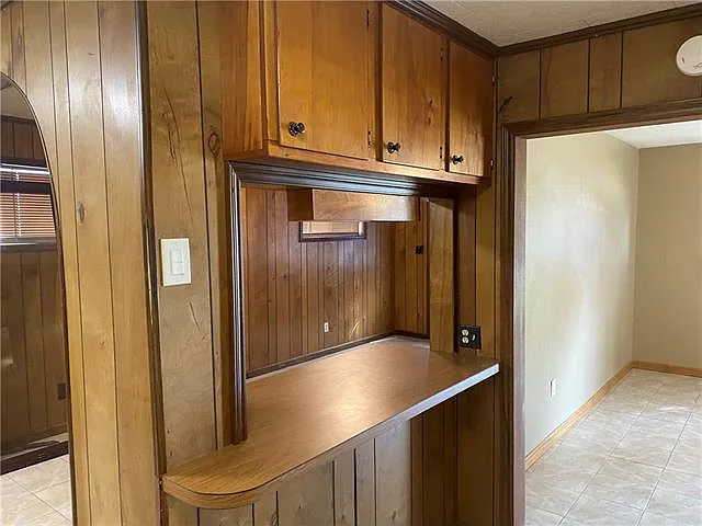 15 Helis Dr E — Photo 6