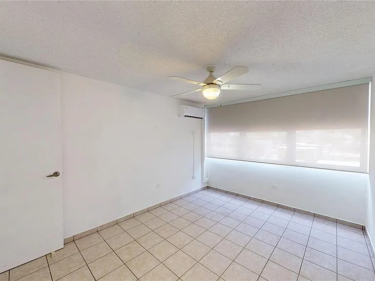 552 Austral #402 — Photo 7