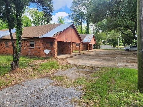 3rd image of 1716 Enterprise Rd